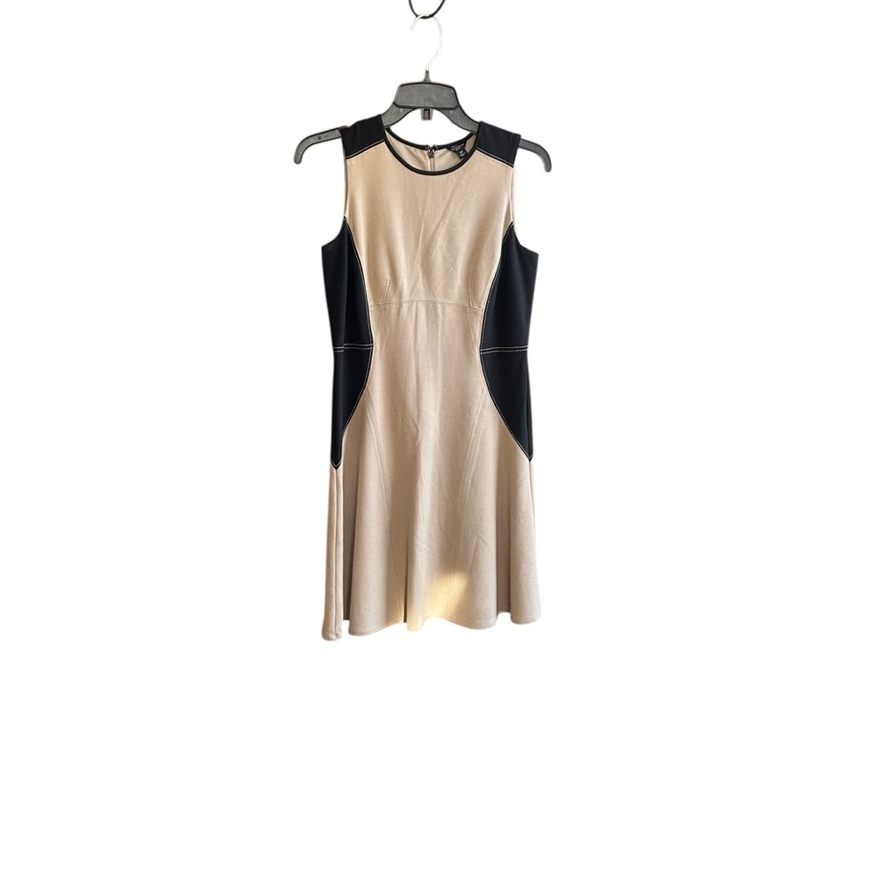 Ann Taylor color block fit and flare tan black pointe knit Sz 0P